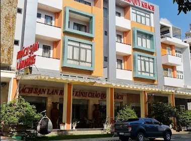 LAN RỪNG HOTEL-1.png